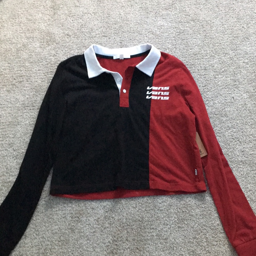 Red and black long sleeve crop top w/ white collar